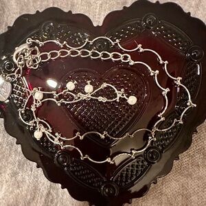 Vintage Liz Claiborne pearl and silver-tone necklace